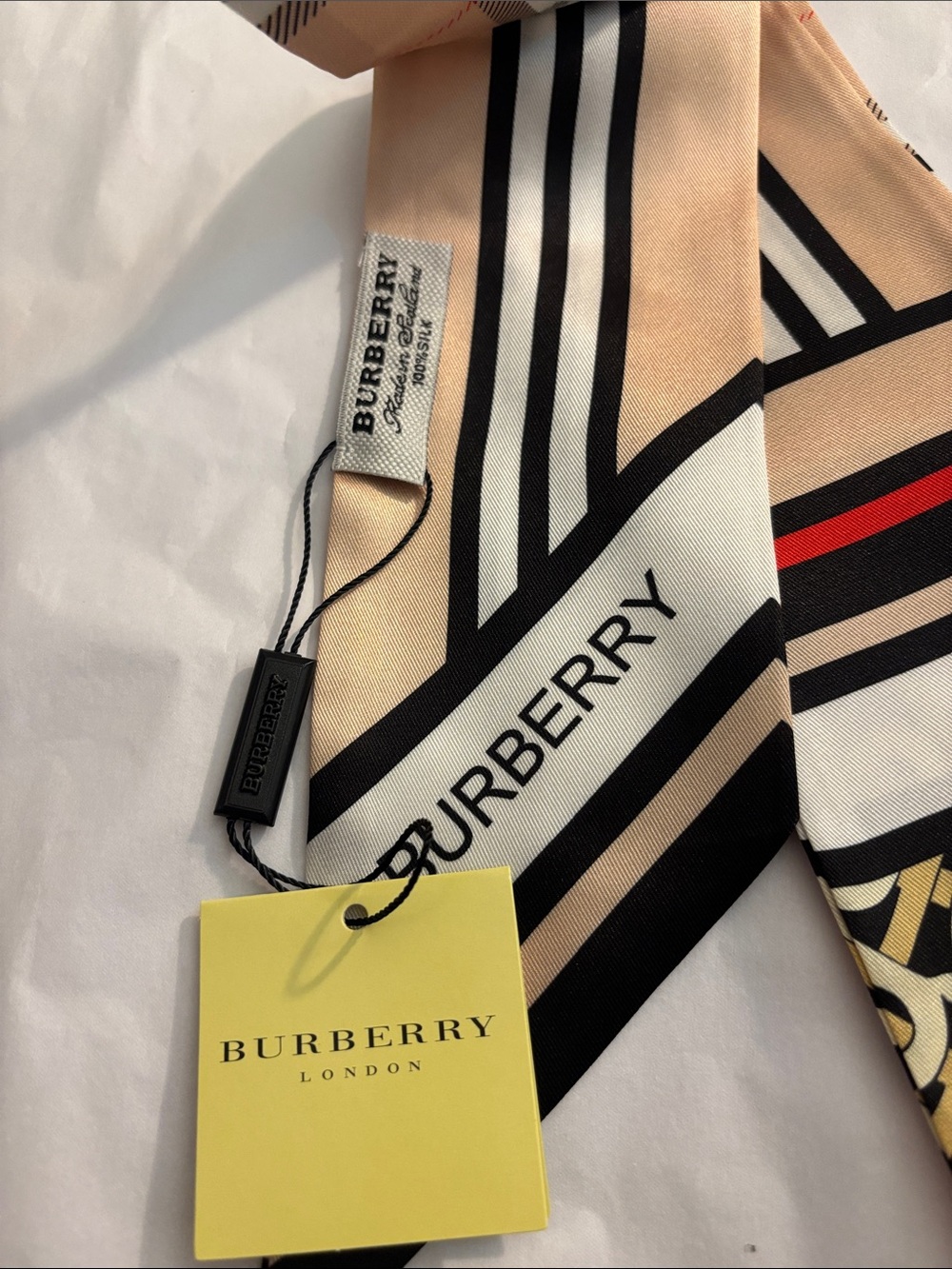 Brand New !! 100 % silk Beige, Black & Red Monogram and Check Silk Twilly - Picture 2 of 4
